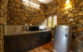 Tiyans Stone Castle Private Tea Villa Vagamon By Voye Homes