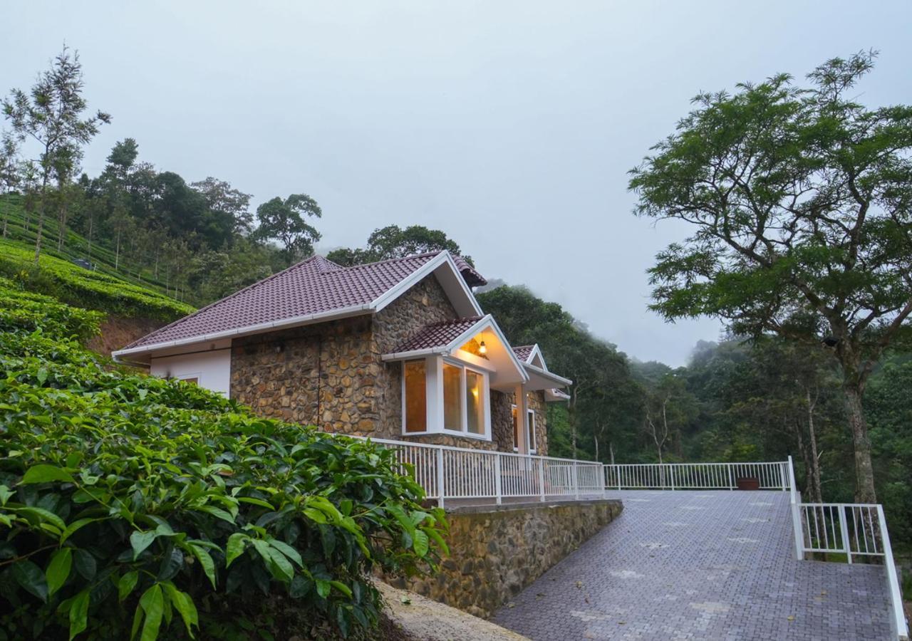 Tiyans Stone Castle Private Tea Villa Vagamon By Voye Homes Exterior photo